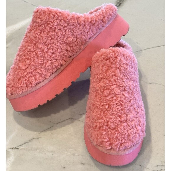 Pink Lily Women's Pink Platform Sherpa Slippers/Mules US 9 - Picture 1 of 6